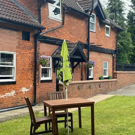 Private With Multiple Free Parking *
